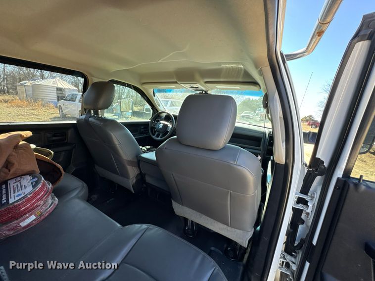 image for item DO0429 2015 Dodge Ram 2500 Crew Cab utility bed pickup truck