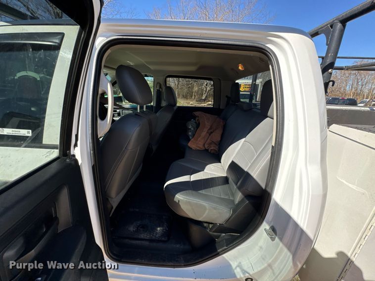 image for item DO0429 2015 Dodge Ram 2500 Crew Cab utility bed pickup truck