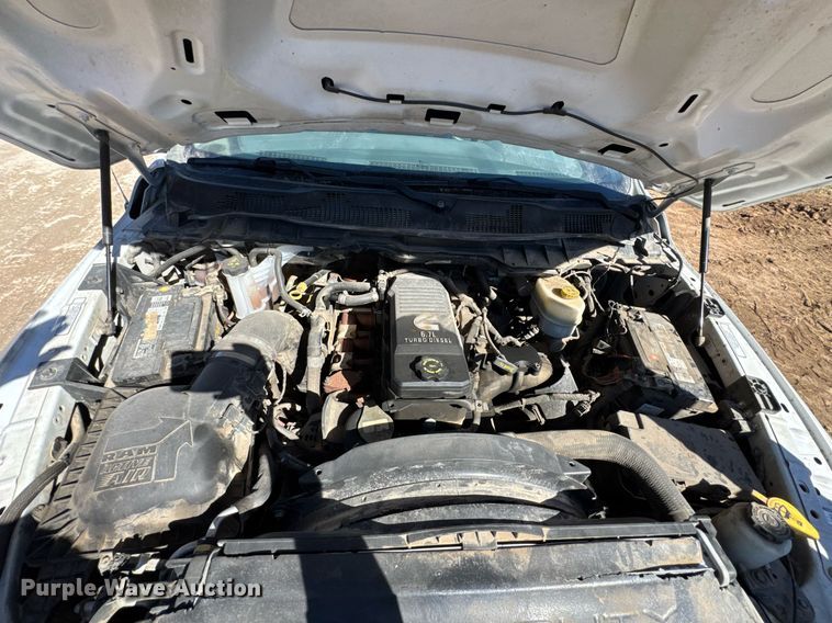 image for item DO0429 2015 Dodge Ram 2500 Crew Cab utility bed pickup truck