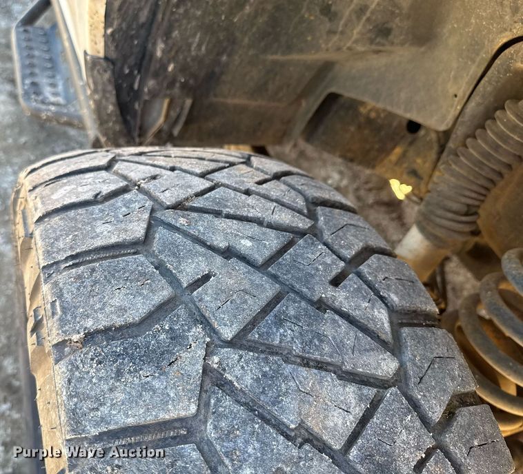 image for item DO0429 2015 Dodge Ram 2500 Crew Cab utility bed pickup truck