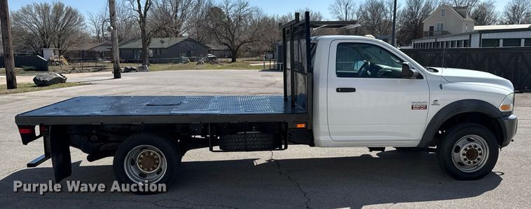 image for item DO0657 2011 Dodge Ram 5500HD flatbed truck