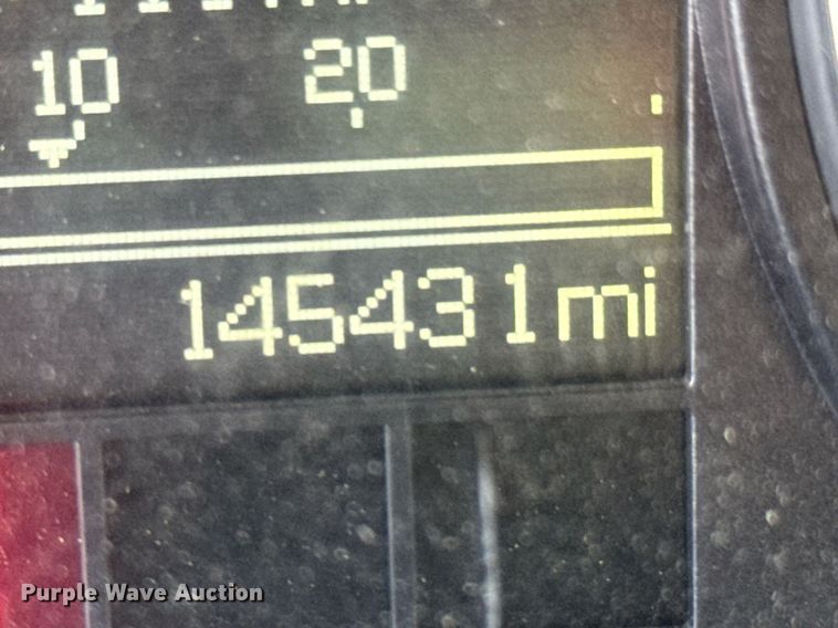 image for item DO0657 2011 Dodge Ram 5500HD flatbed truck