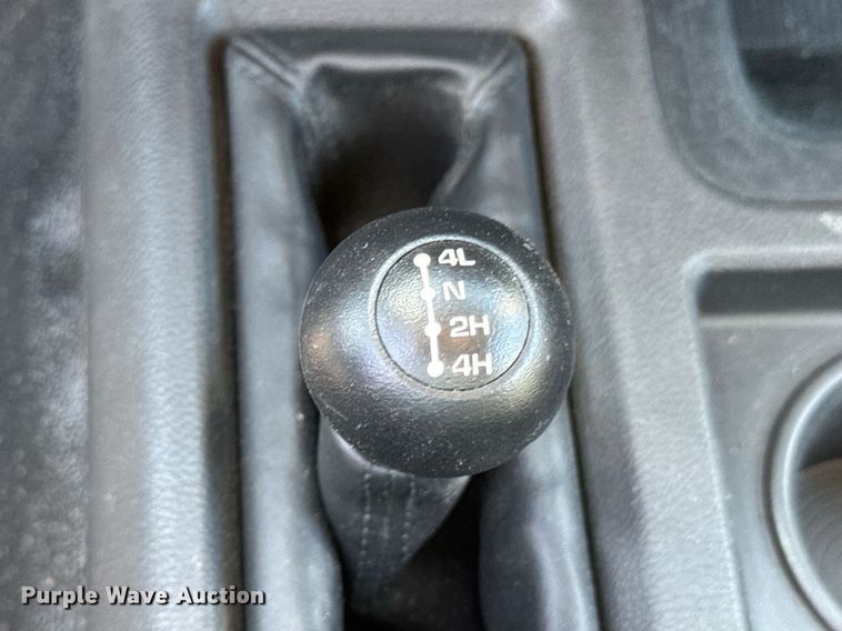 image for item DO0657 2011 Dodge Ram 5500HD flatbed truck