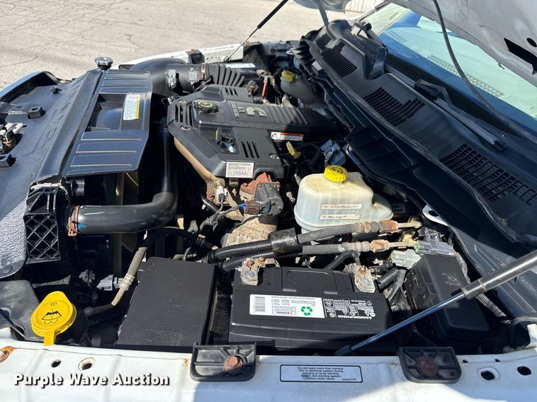 image for item DO0657 2011 Dodge Ram 5500HD flatbed truck