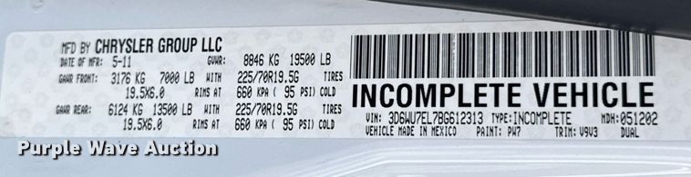 image for item DO0657 2011 Dodge Ram 5500HD flatbed truck