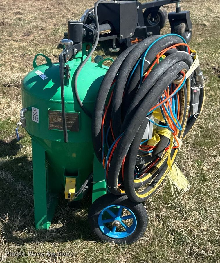 image for item DO0662 Sand blaster