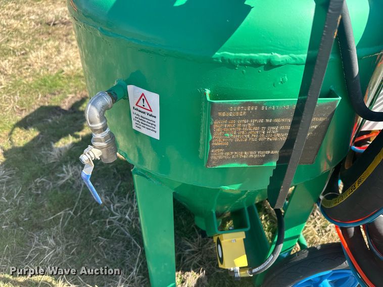 image for item DO0662 Sand blaster