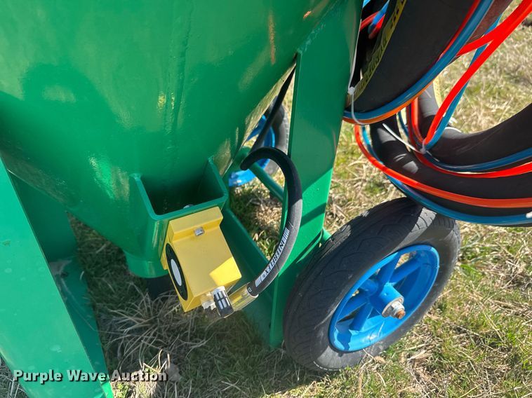 image for item DO0662 Sand blaster