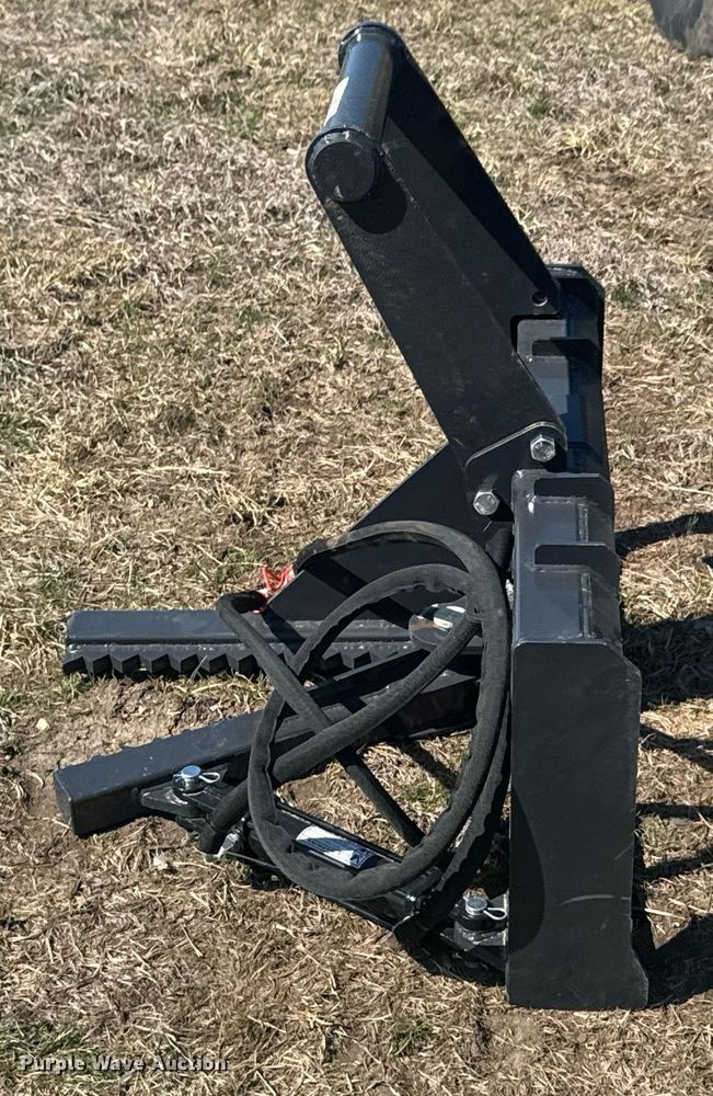 image for item DO0666 2024 LandHonor TP2-13-08D skid steer post puller