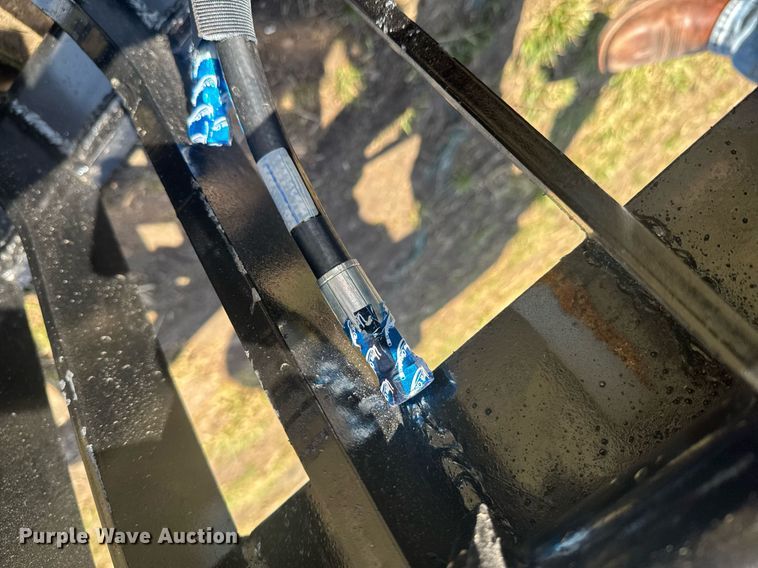 image for item DO0688 KC QT-SG-S76-V3 skid steer rock grapple bucket