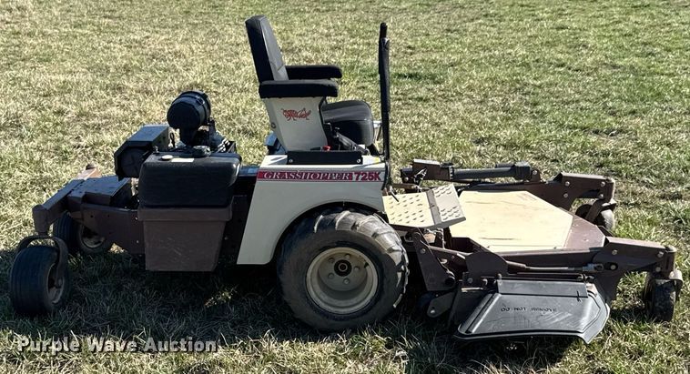 image for item DO0694 Grasshopper 725KT ZTR lawn mower