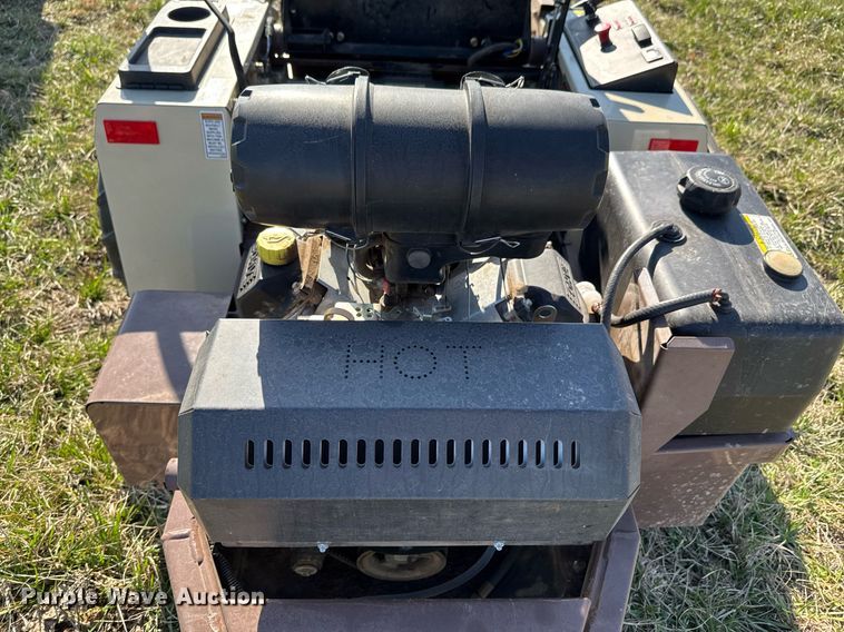 image for item DO0694 Grasshopper 725KT ZTR lawn mower