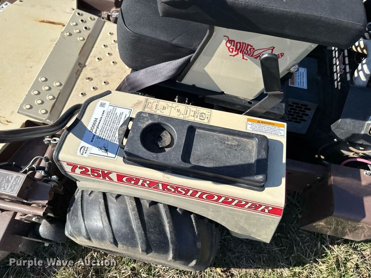 image for item DO0694 Grasshopper 725KT ZTR lawn mower