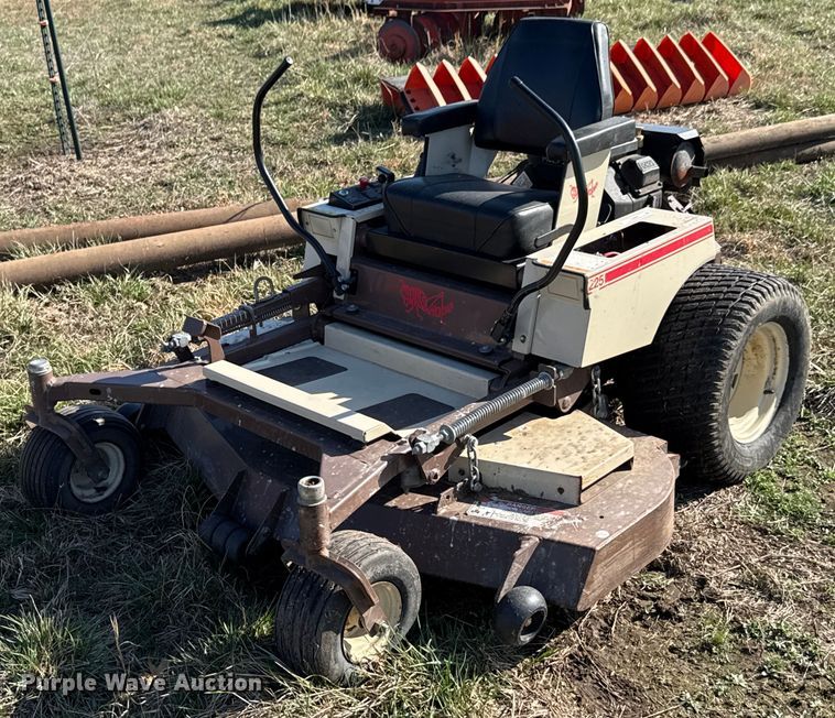 image for item DO0695 2000 Grasshopper 225 ZTR lawn mower