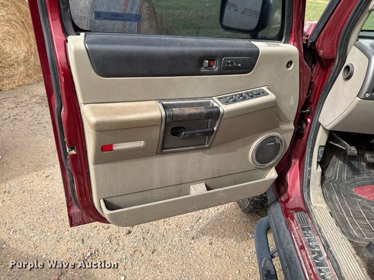 image for item DO0699 2004 Hummer H2 SUV