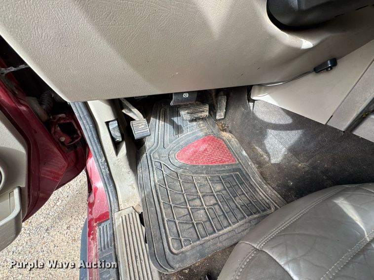 image for item DO0699 2004 Hummer H2 SUV