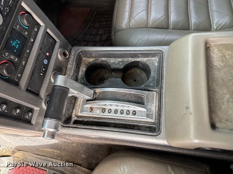 image for item DO0699 2004 Hummer H2 SUV