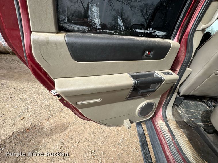 image for item DO0699 2004 Hummer H2 SUV