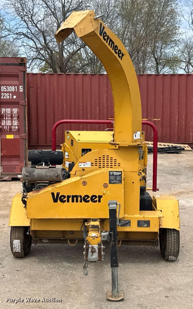 image for item DO0712 2017 Vermeer BC700XL wood chipper