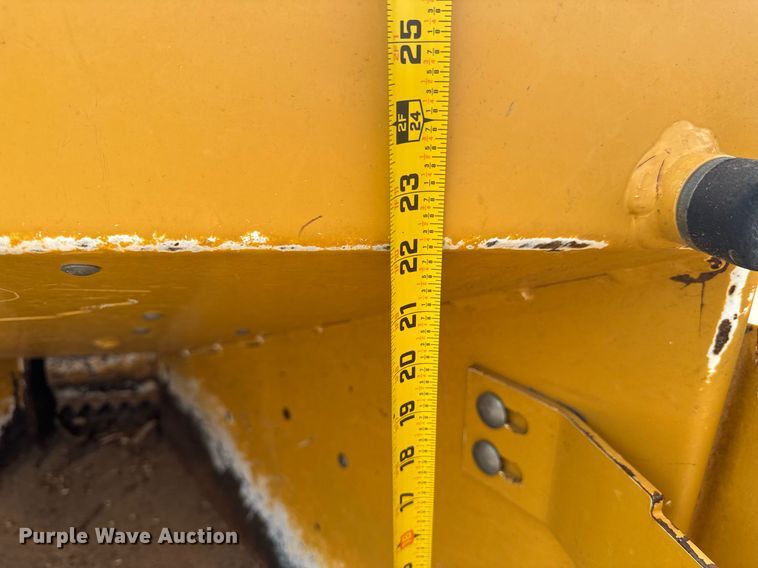 image for item DO0712 2017 Vermeer BC700XL wood chipper