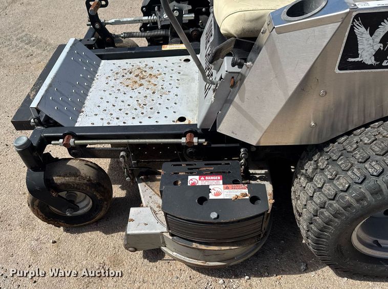 image for item DO0713 Dixie Chopper LT2000 ZTR lawn mower