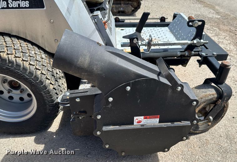 image for item DO0713 Dixie Chopper LT2000 ZTR lawn mower