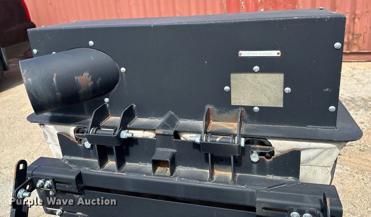 image for item DO0713 Dixie Chopper LT2000 ZTR lawn mower