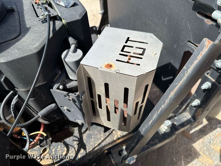 image for item DO0713 Dixie Chopper LT2000 ZTR lawn mower