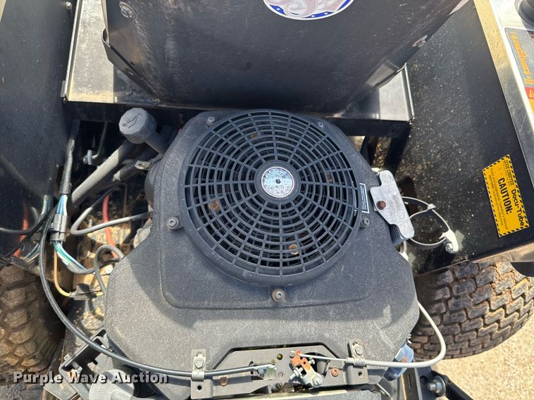 image for item DO0713 Dixie Chopper LT2000 ZTR lawn mower