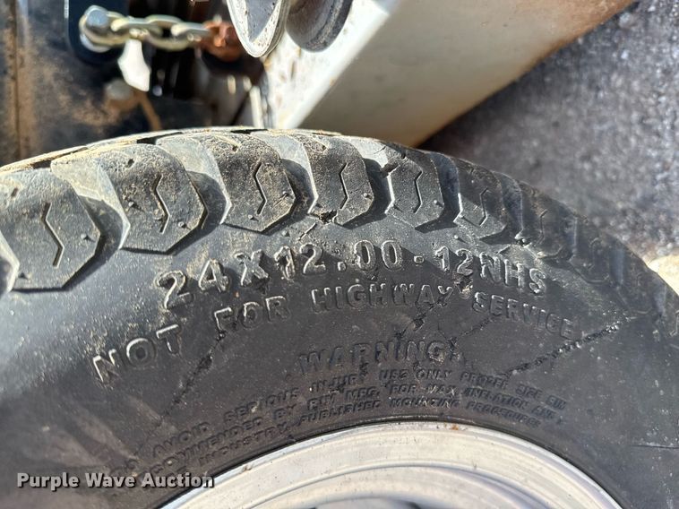 image for item DO0713 Dixie Chopper LT2000 ZTR lawn mower