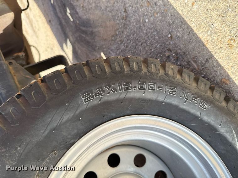 image for item DO0713 Dixie Chopper LT2000 ZTR lawn mower