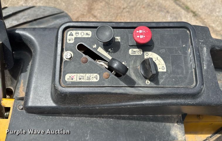 image for item DO0714 Hustler Raptor ZTR lawn mower