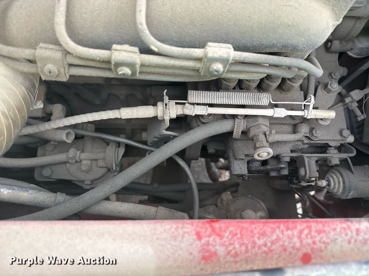 image for item DO7682 2001 Moffett M5000LP forklift