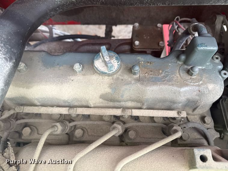 image for item DO7682 2001 Moffett M5000LP forklift