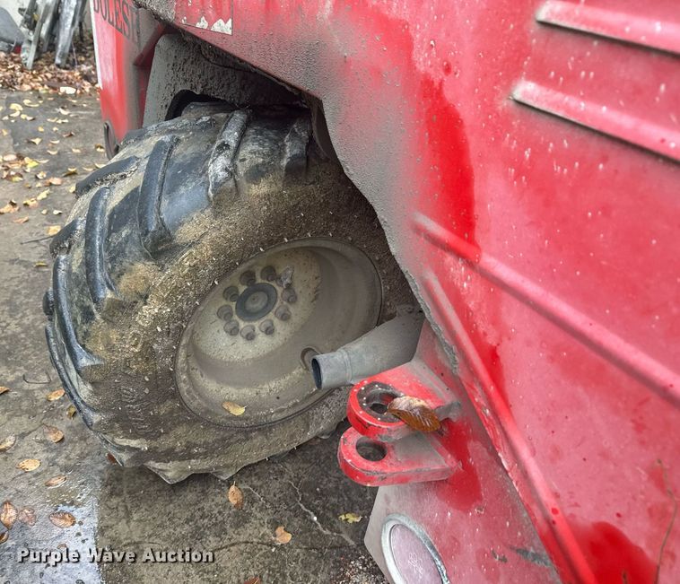 image for item DO7682 2001 Moffett M5000LP forklift