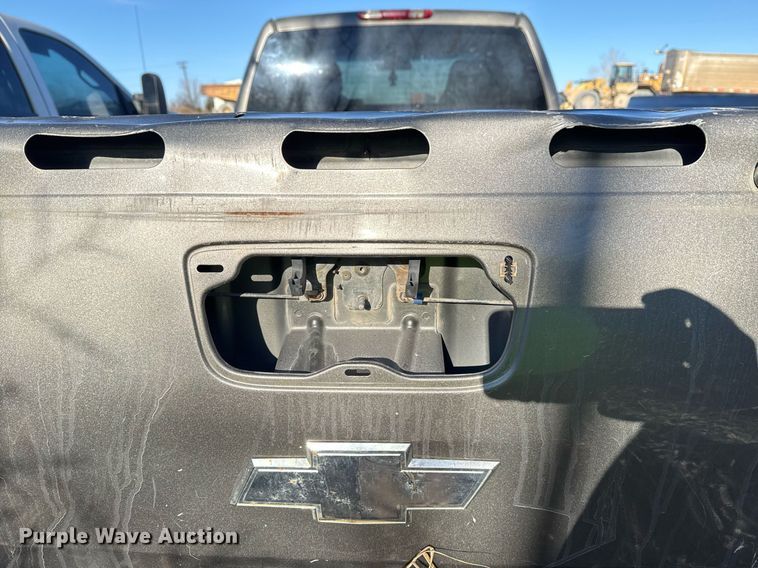 image for item DO7694 2007 Chevrolet Silverado 1500 pickup truck