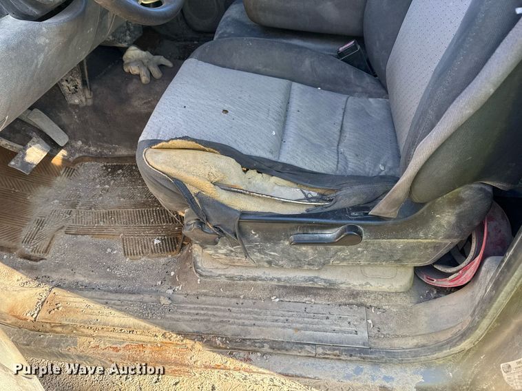 image for item DO7694 2007 Chevrolet Silverado 1500 pickup truck