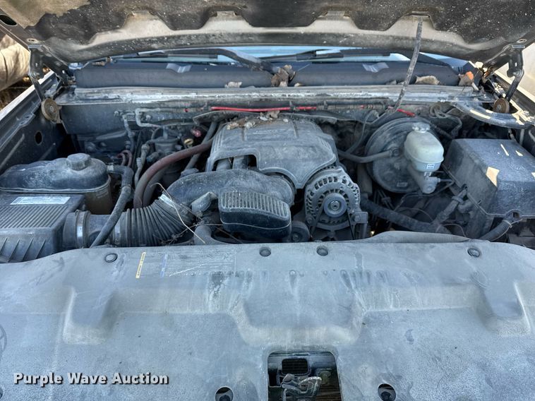 image for item DO7694 2007 Chevrolet Silverado 1500 pickup truck