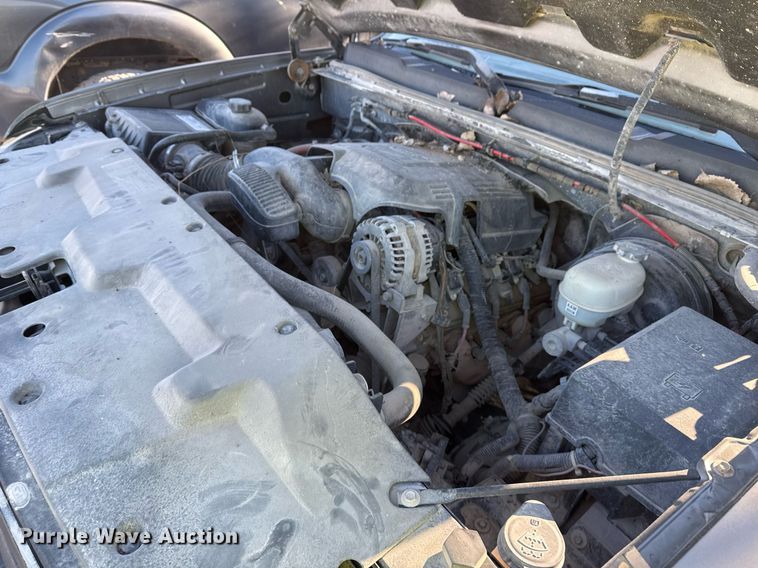 image for item DO7694 2007 Chevrolet Silverado 1500 pickup truck