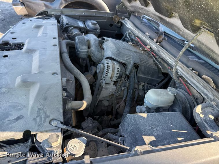 image for item DO7694 2007 Chevrolet Silverado 1500 pickup truck