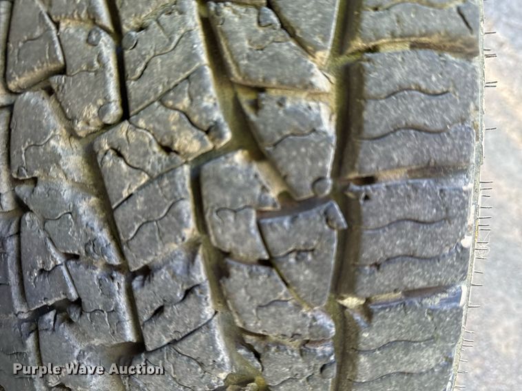 image for item DO7694 2007 Chevrolet Silverado 1500 pickup truck