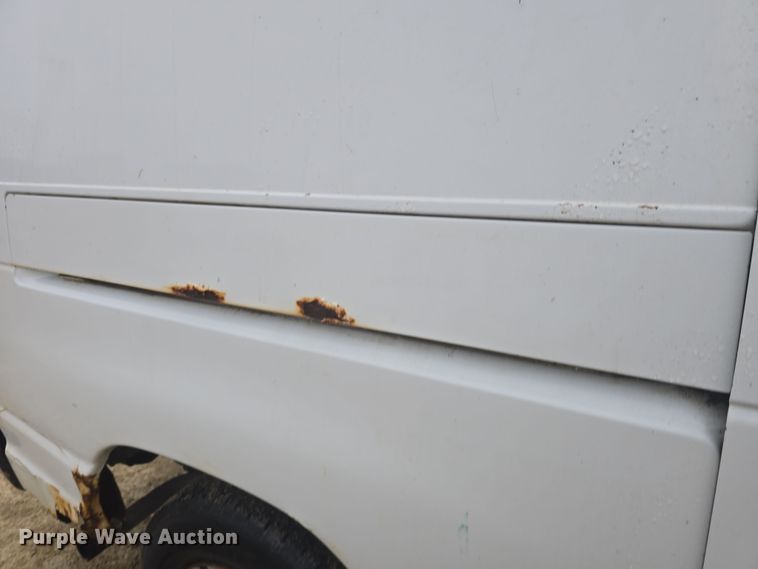 image for item DO7833 2007 Ford E150 van