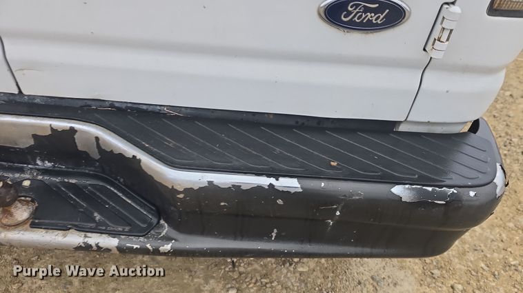 image for item DO7833 2007 Ford E150 van