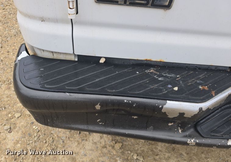 image for item DO7833 2007 Ford E150 van