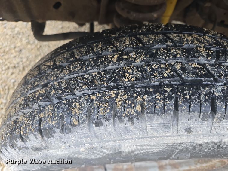 image for item DO7833 2007 Ford E150 van