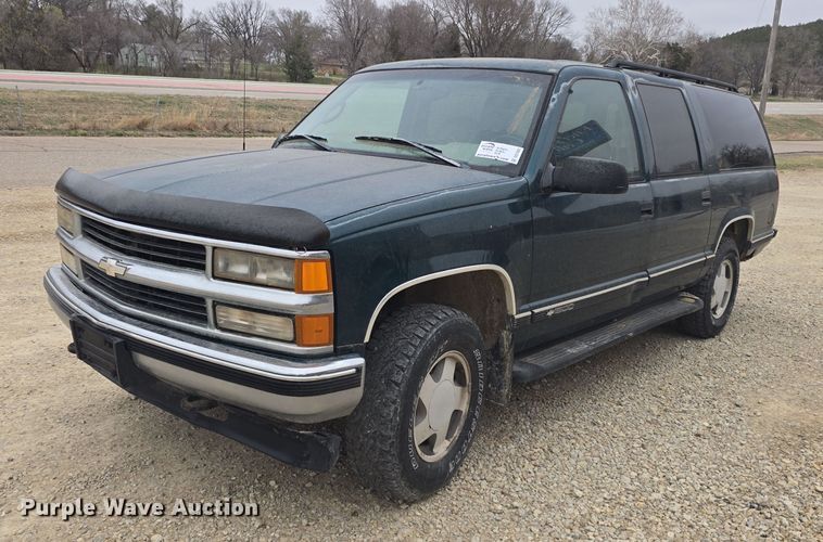 image for item DO7862 1998 Chevrolet Suburban K1500 LT SUV