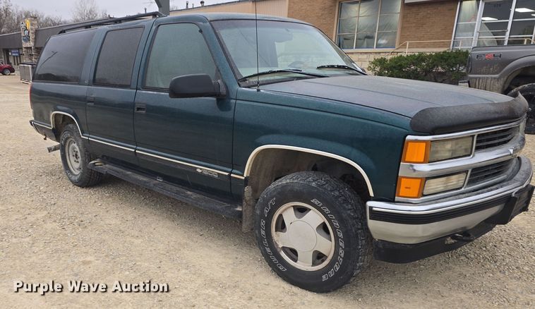 image for item DO7862 1998 Chevrolet Suburban K1500 LT SUV