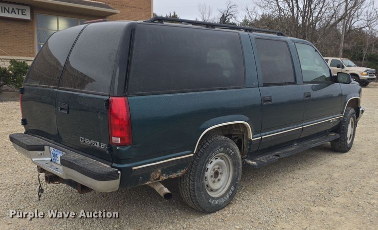 image for item DO7862 1998 Chevrolet Suburban K1500 LT SUV