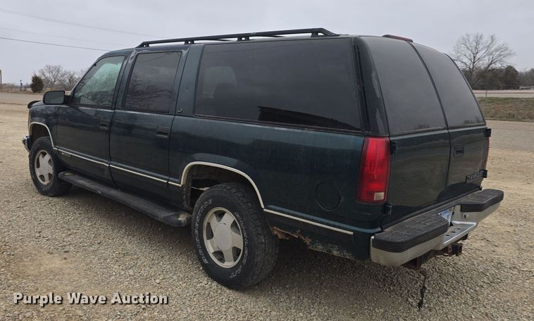 image for item DO7862 1998 Chevrolet Suburban K1500 LT SUV