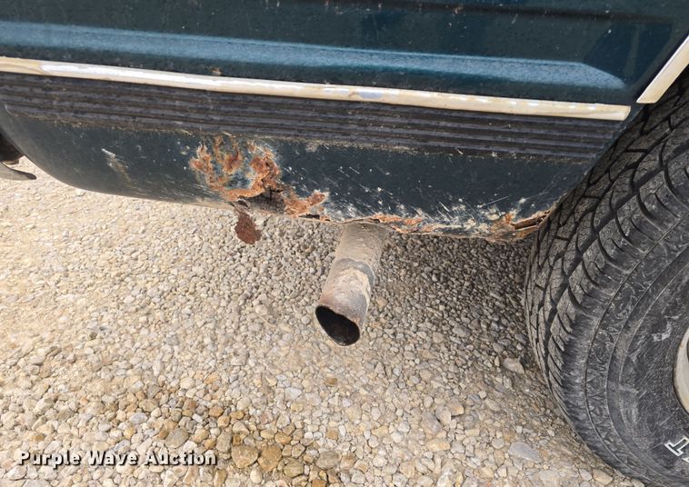 image for item DO7862 1998 Chevrolet Suburban K1500 LT SUV